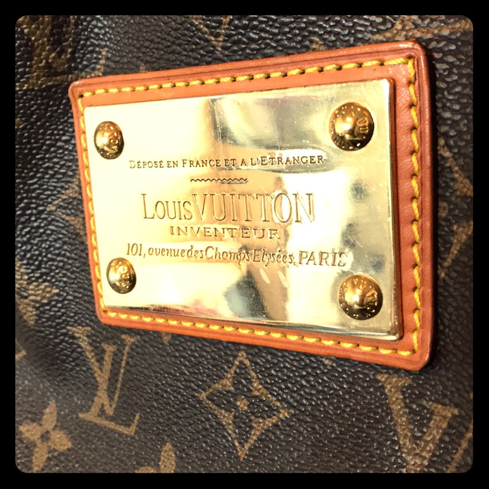 Louis Vuitton Shoulder Bag